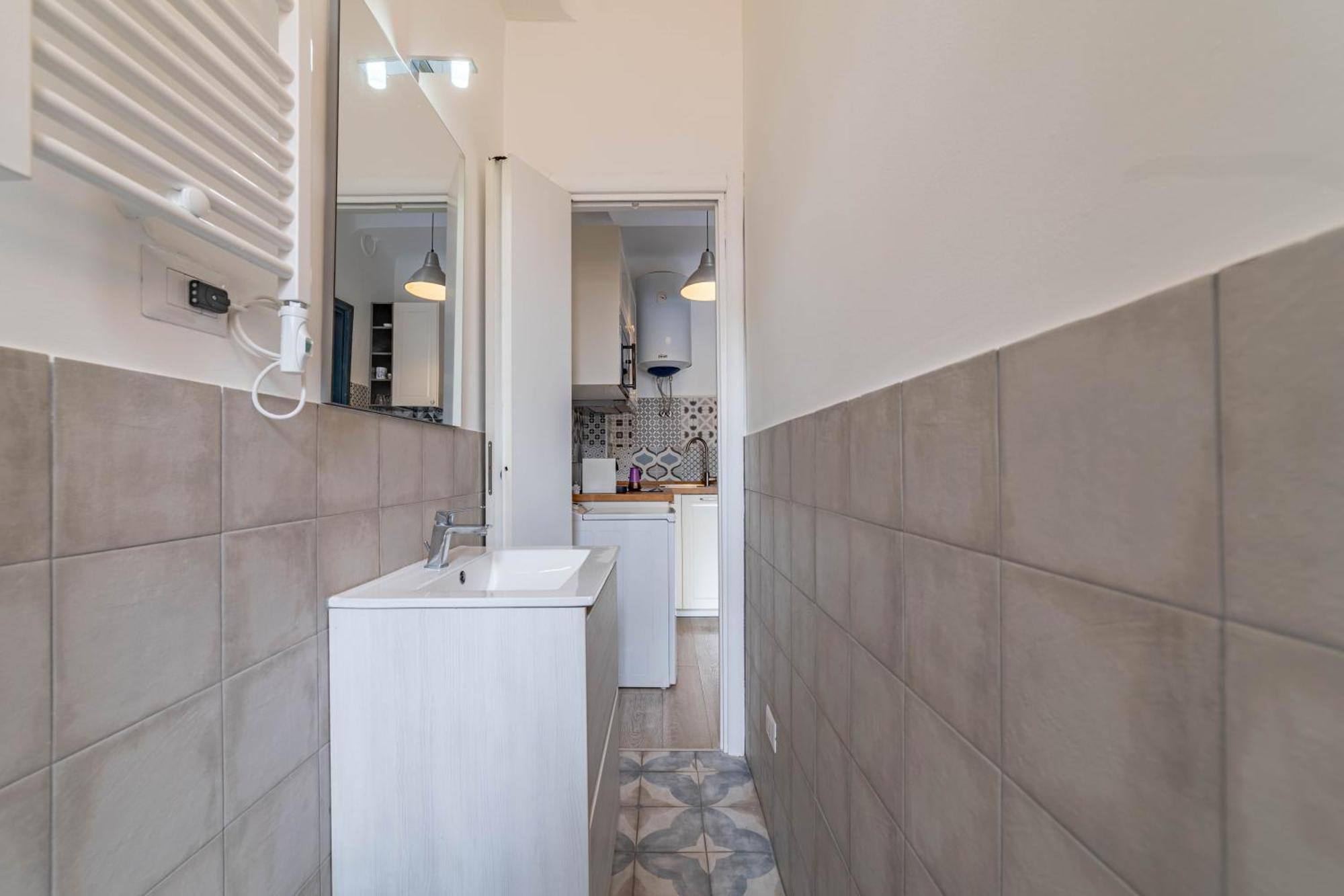 Completo A Isola - Cinque Minuti Da Porta Garibaldi Apartment